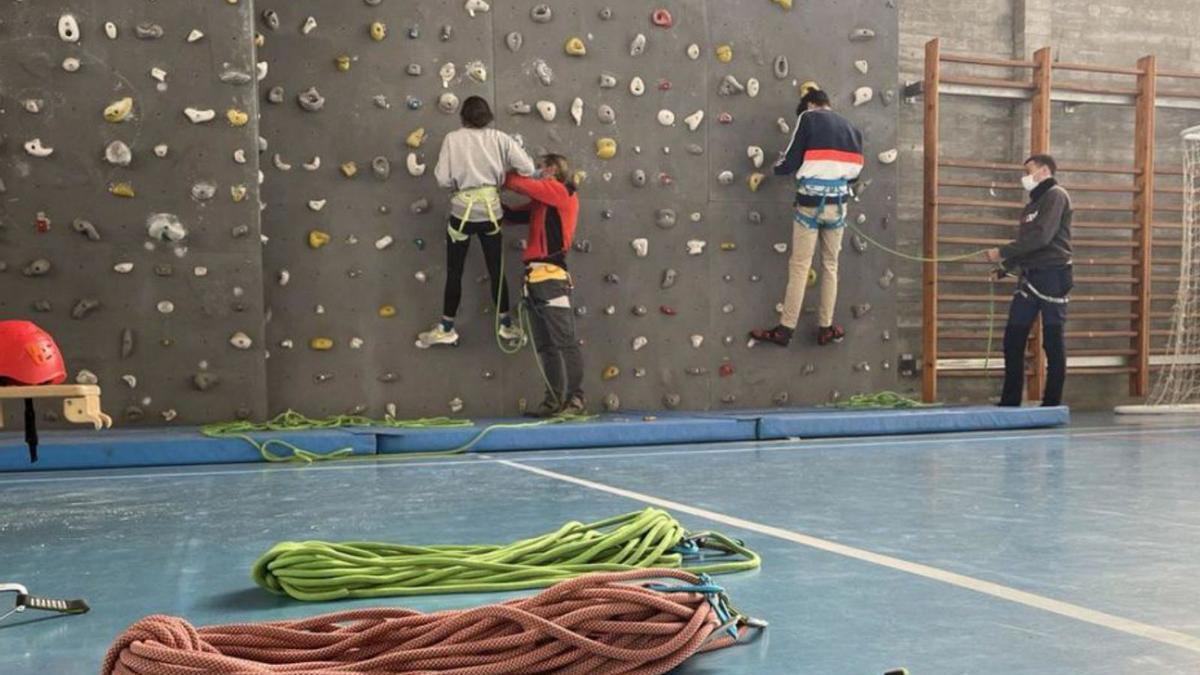 El campus ofrece cursos de escalada en Ciencias do Deporte  | FDV