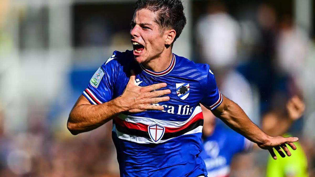 Estanis Pedrola celebra un tanto con la elástica de la Sampdoria.
