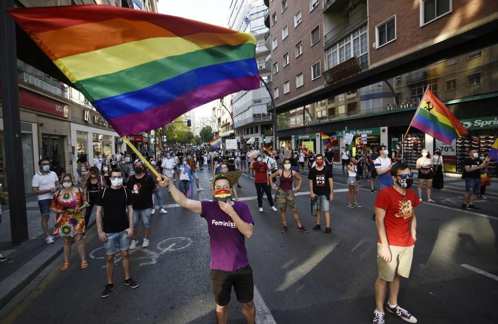 Cientos de personas se manifiestan en Murcia por un orgullo de clase y combativo