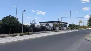 Otro incendio cerca de una gasolinera en Palma del Río moviliza a los bomberos: es el segundo en tres días