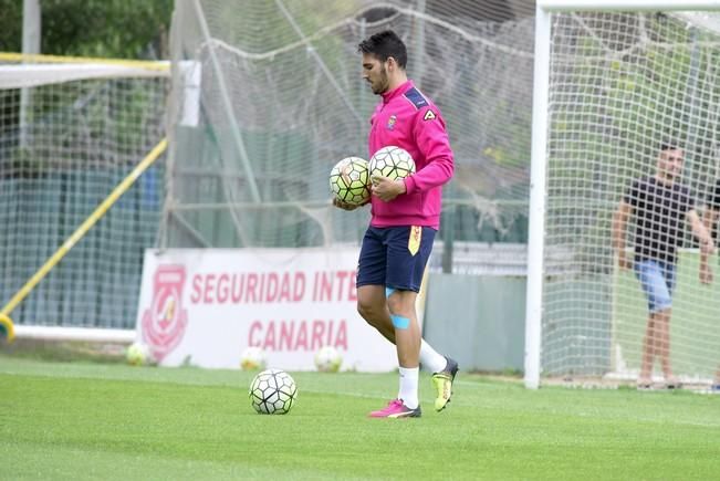 Entrenamiento UD LAS PALMAS en Barranco Seco ...