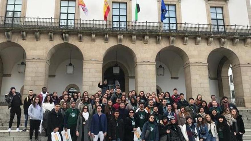 La Universidad de Extremadura recibe a los 250 estudiantes extranjeros con el ‘Welcome day’