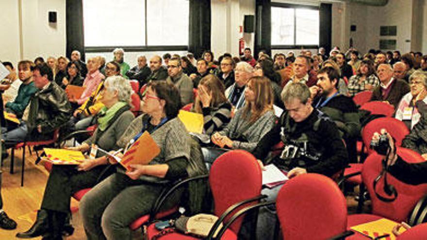 Imagen de la asamblea de ERC durante el discurso de hora y media de Joan Lladó.