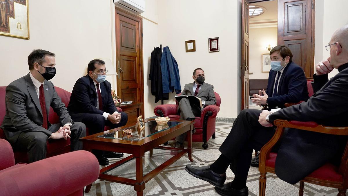 El cónsul honorario de Ucrania agradece &quot;la increíble respuesta solidaria&quot; de la iglesia en València