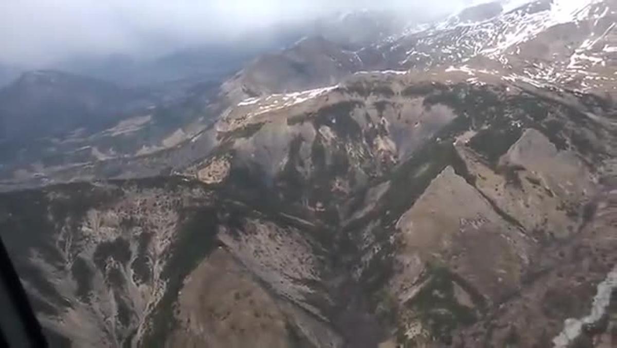 Primer vídeo de la zona del sinistre de l’avió de Germanwings.