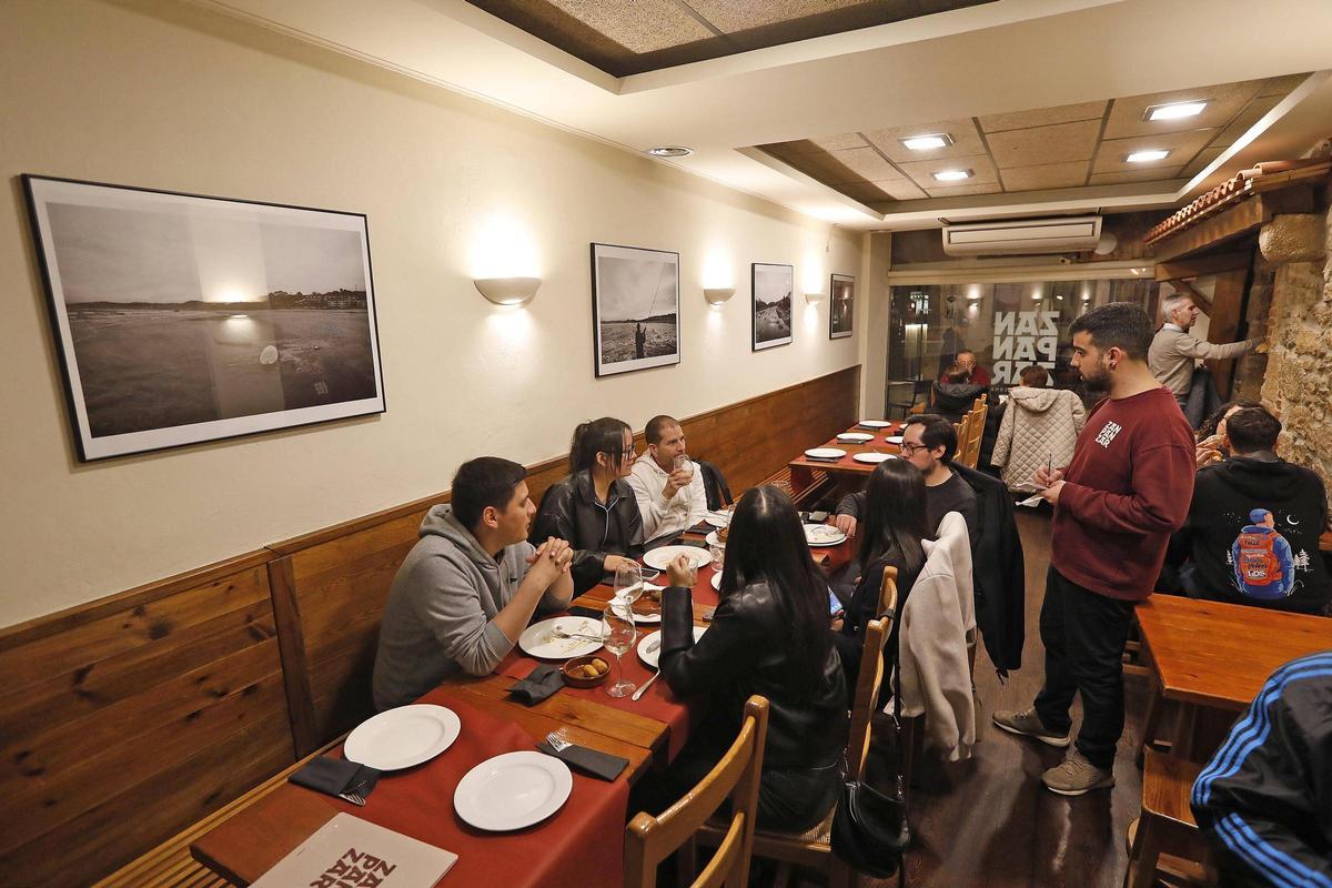 Les imatges del Zanpanzar, la primera taverna basca de Girona Les imatges del Zanpanzar, la primera taverna basca de Girona