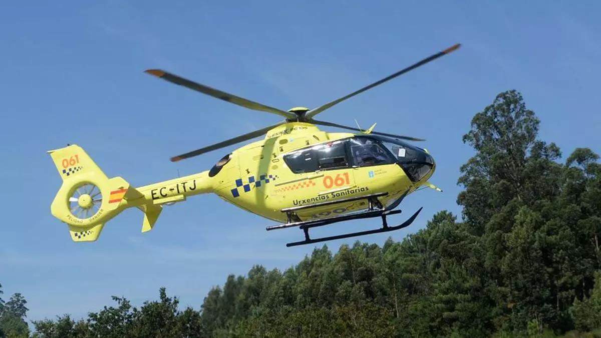 Helicóptero del 061, en una imagen de archivo.