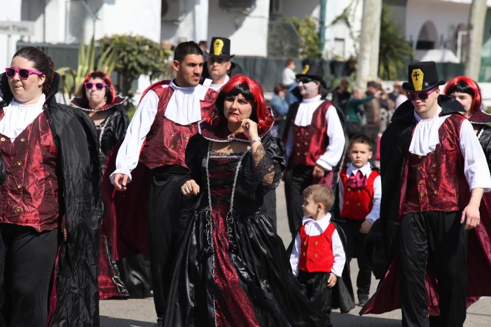 Llum i color al carnaval d''Empuriabrava i Castelló