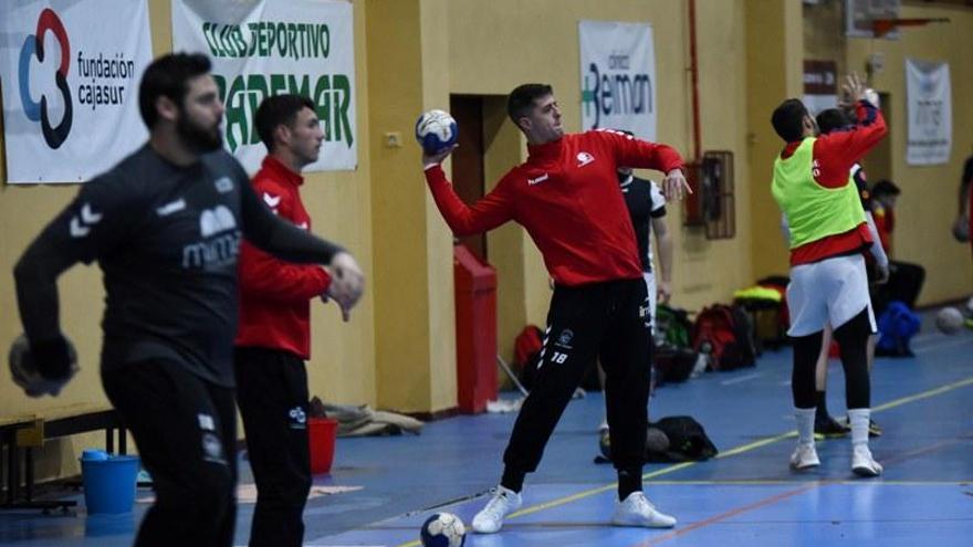 El Cajasur vuelve a la liga para recibir al líder