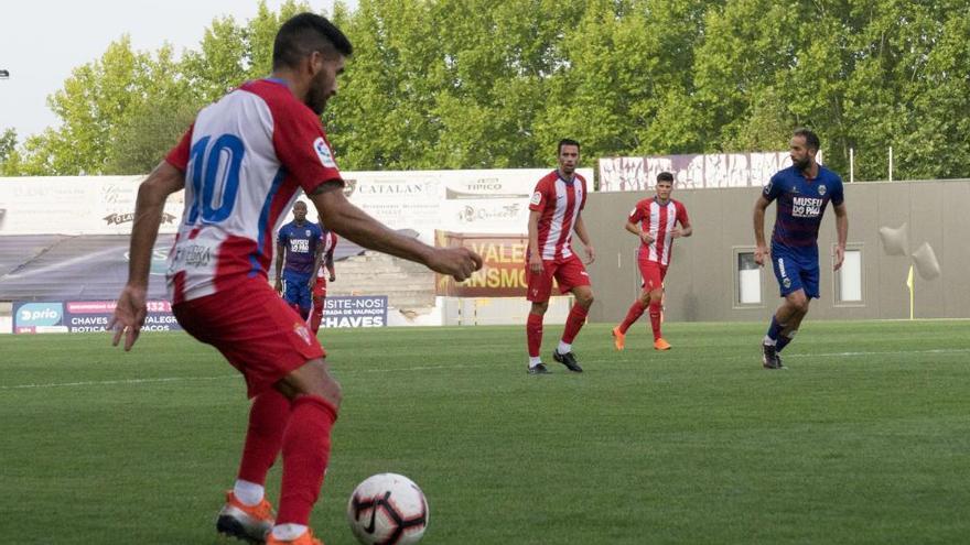 El Sporting cumple ante el Chaves