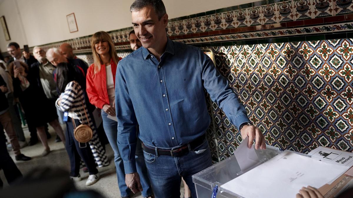 Madrid. 09.06.2024. Pedro Sánchez, presidente del Gobierno y su esposa, Begoña Gómez, votan a las elecciones europeas.