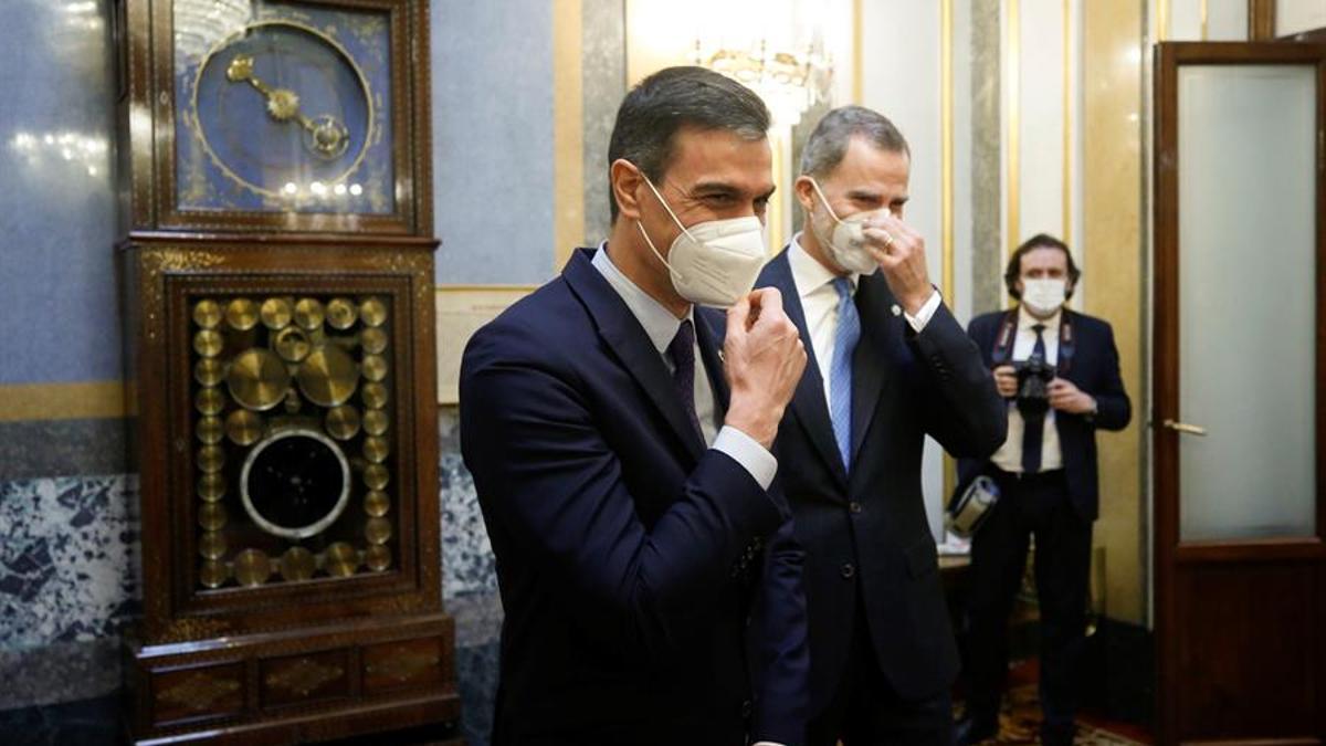 El presidente del Gobierno, Pedro Sánchez y el rey Felipe VI.