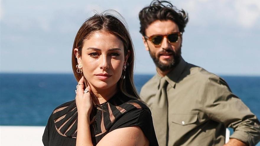 Blanca Suarez y Javier Rey, este domingo en San Sebastián.