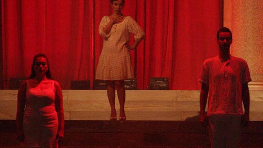 Un momento de la representación, ayer, de «L&#039;Orfeo, a ba-rock opera», en el teatro de la Laboral de Gijón.