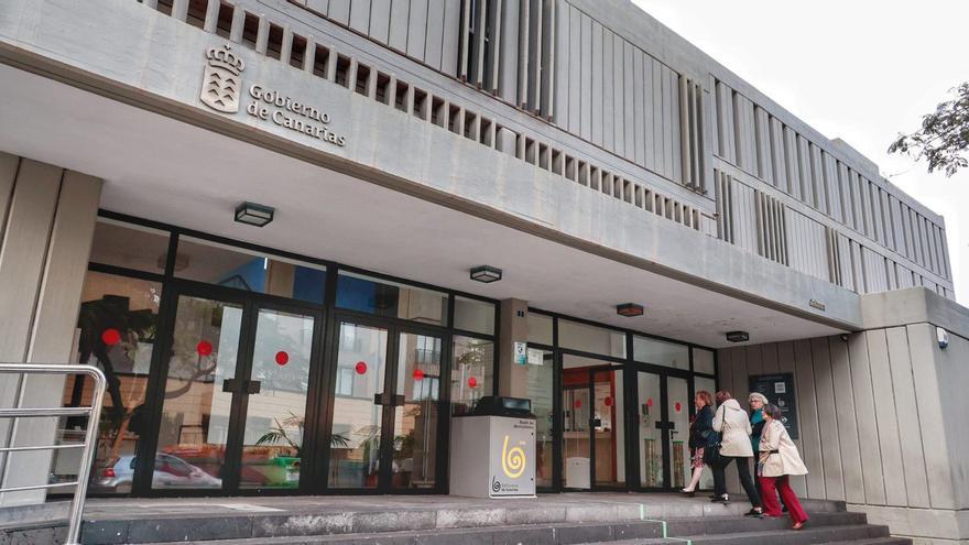 El abandono de la ley de bibliotecas provoca problemas de personal