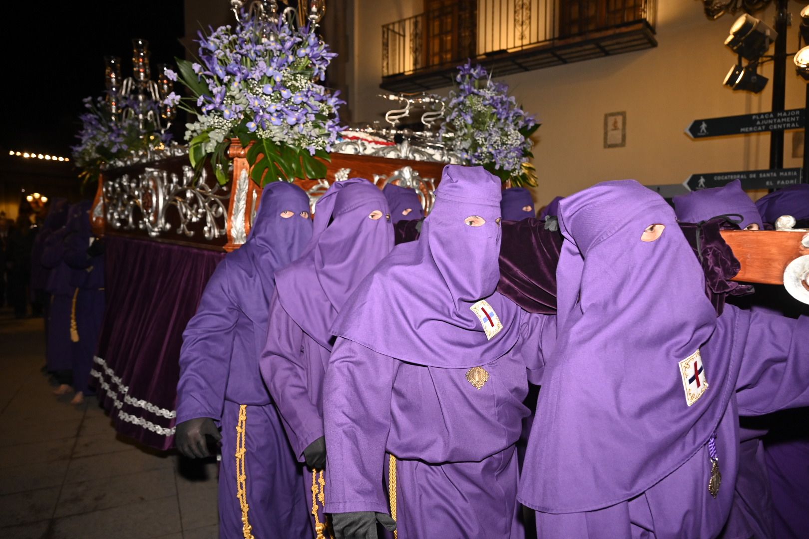 Viernes Santo en Castelló: procesión y Cristo yacente