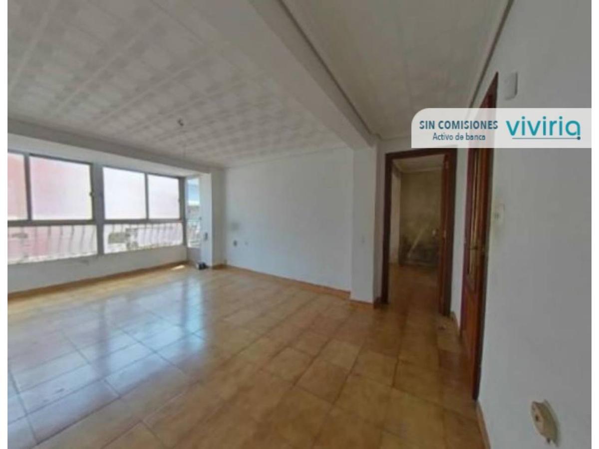 Piso para reformar en venta en Valencia.