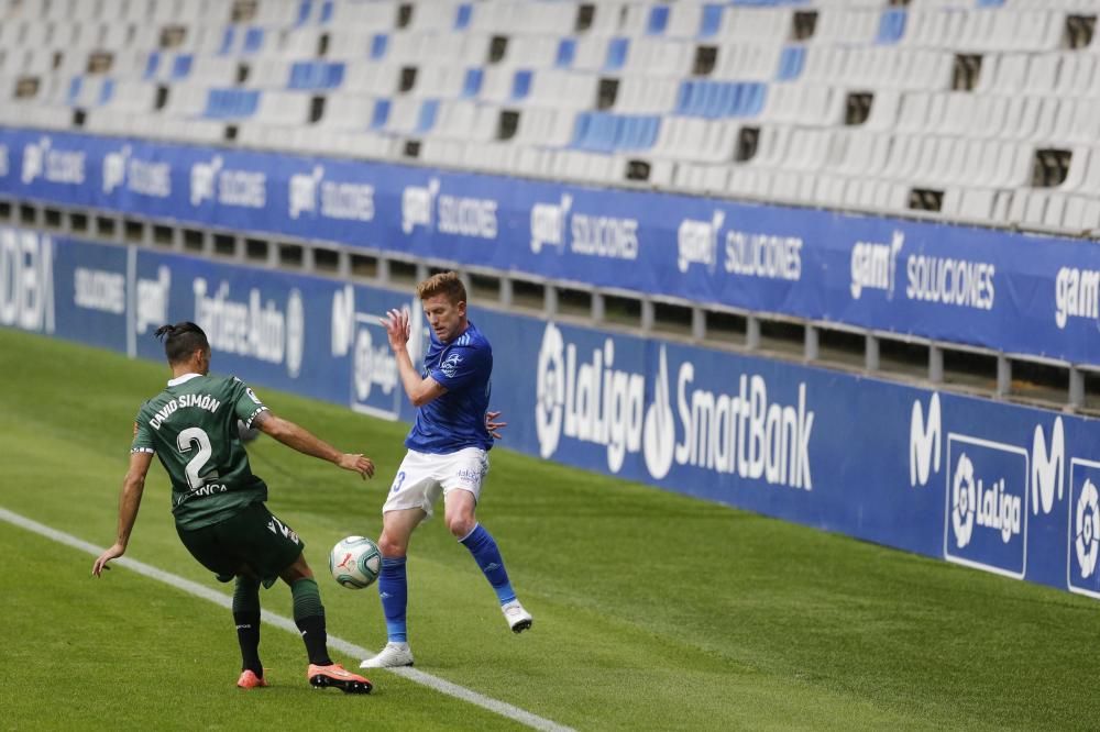 El partido del Oviedo, en imágenes