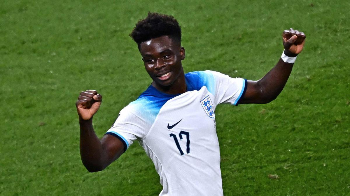 Bukayo Saka, anotó dos goles en el festín del Inglaterra 6 - 2 Irán