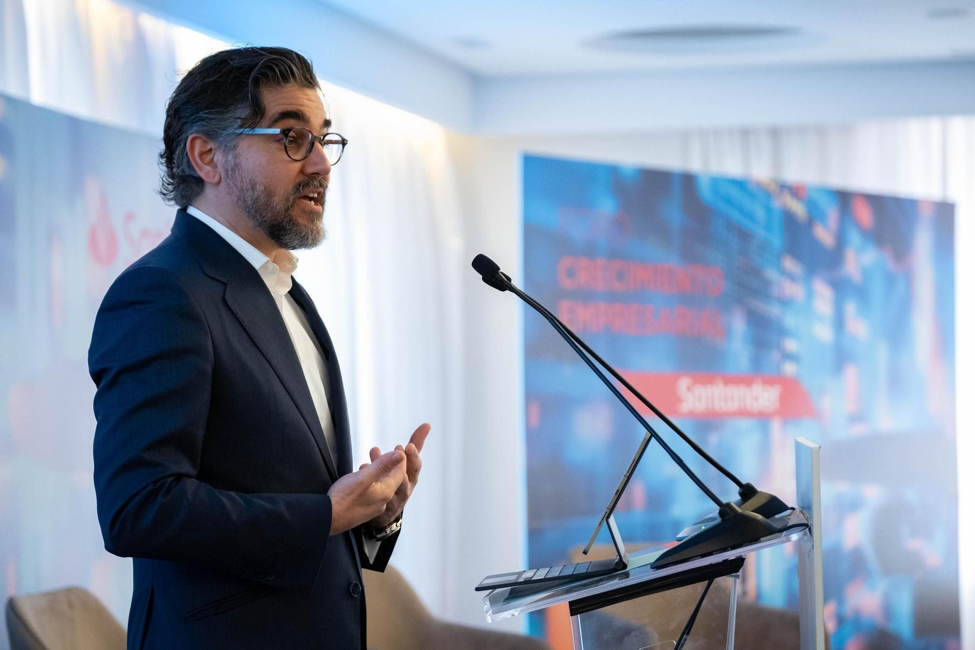 Foro 'Crecimiento empresarial' de EL DÍA y Banco Santander