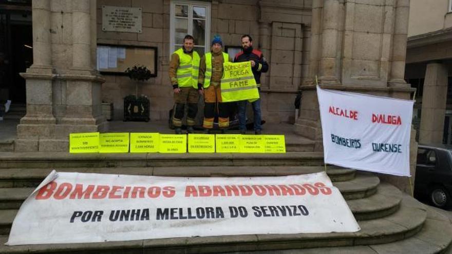 Los bomberos de Ourense, en huelga de hambre