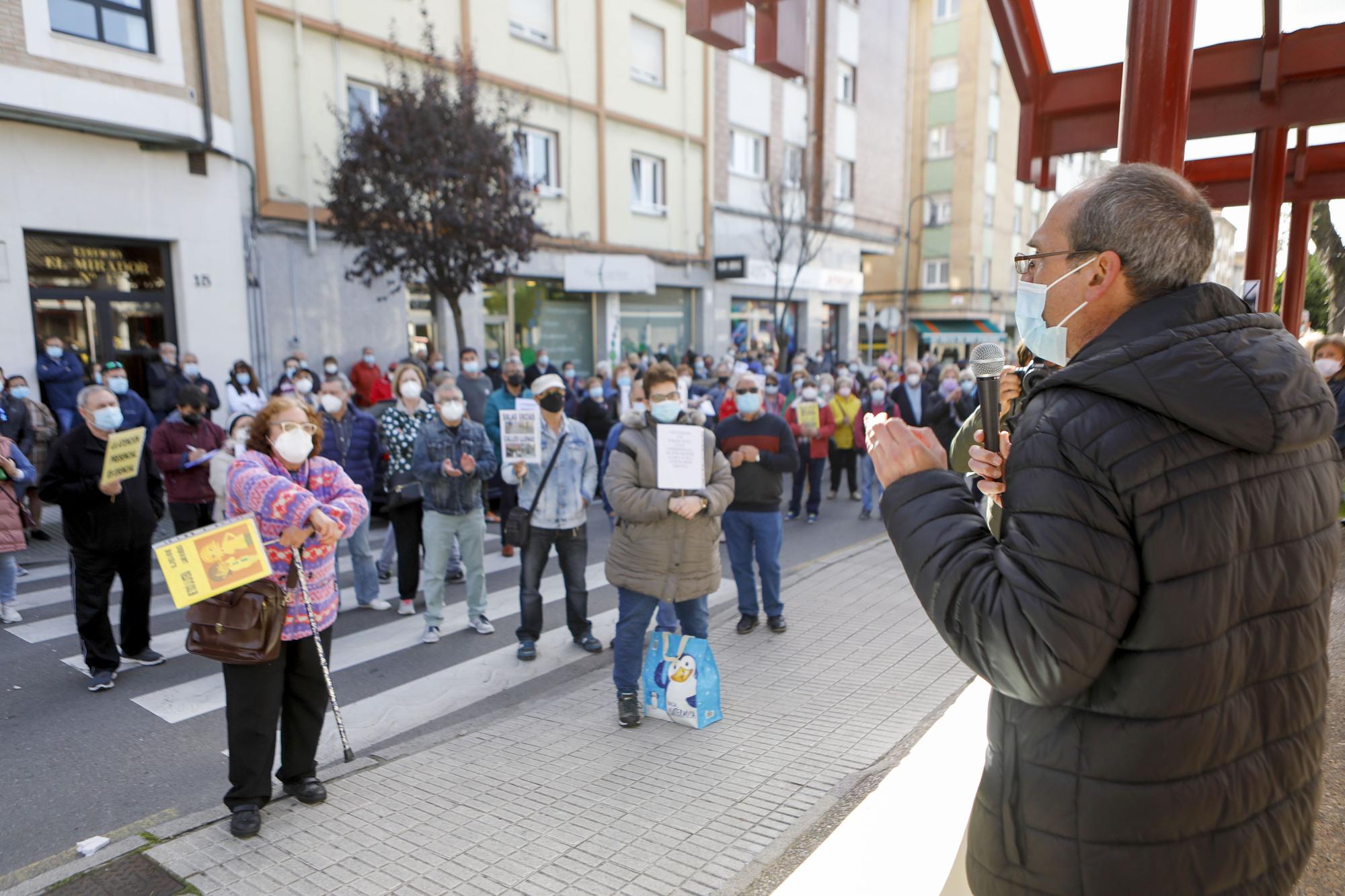 Clamor en el centro de salud de Perchera por la atenci�n m�dica presencial (10).jpg