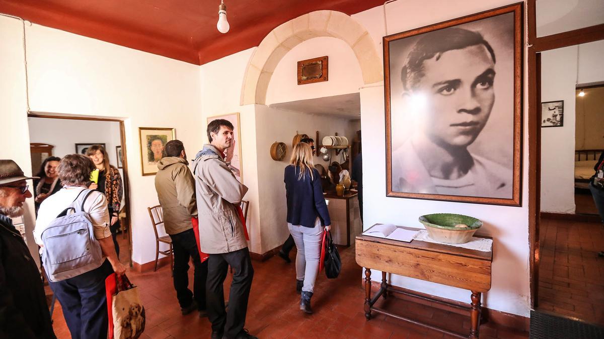 Visita a la Casa Museo de Miguel Hernández en Orihuela.