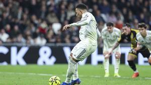 Penal per al Reial Madrid: ja en porta gairebé el doble a favor que el Barça a la Lliga