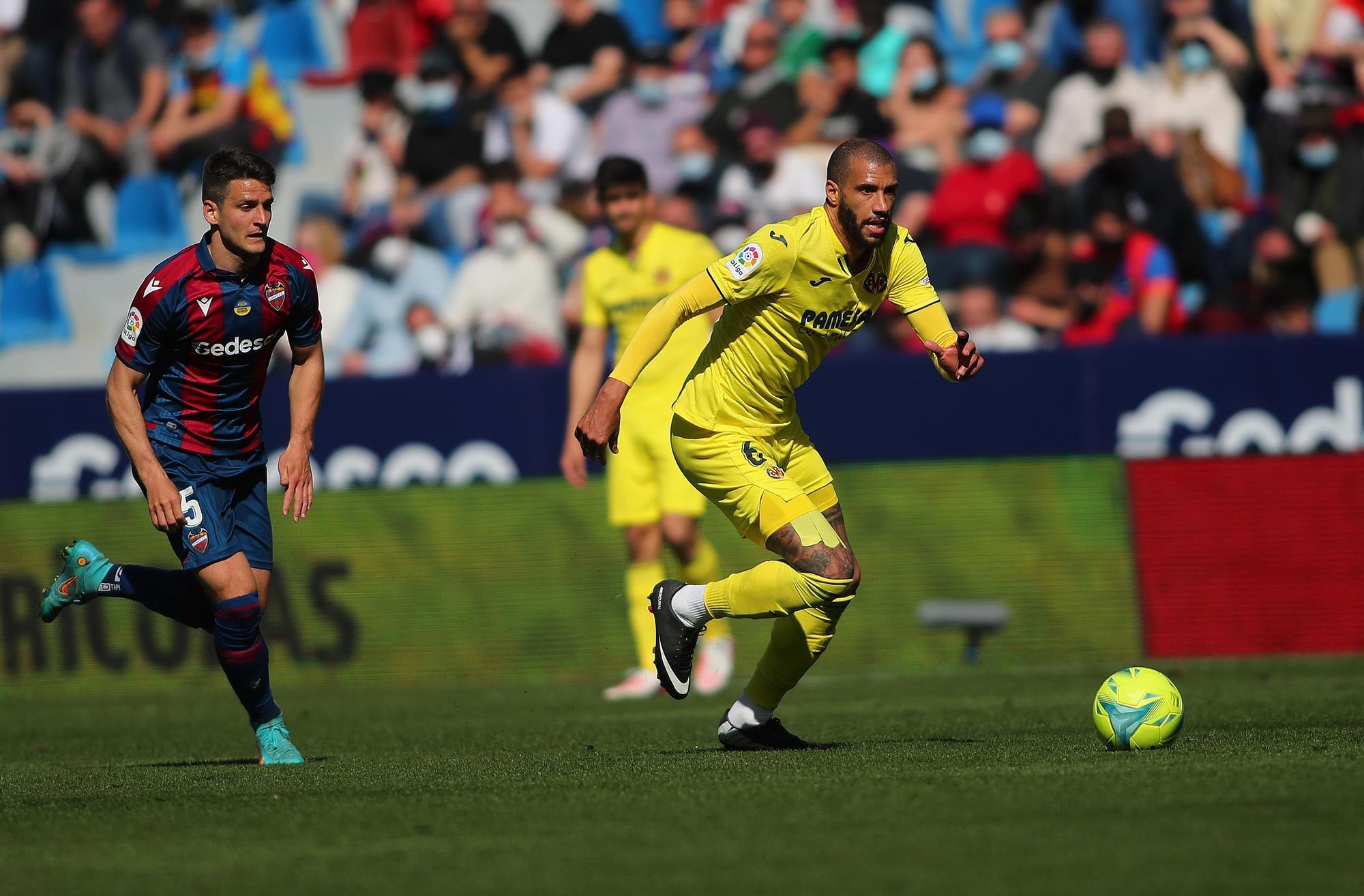 Las imágenes de la victoria del Levante frente al Villarreal en el Ciutat de València