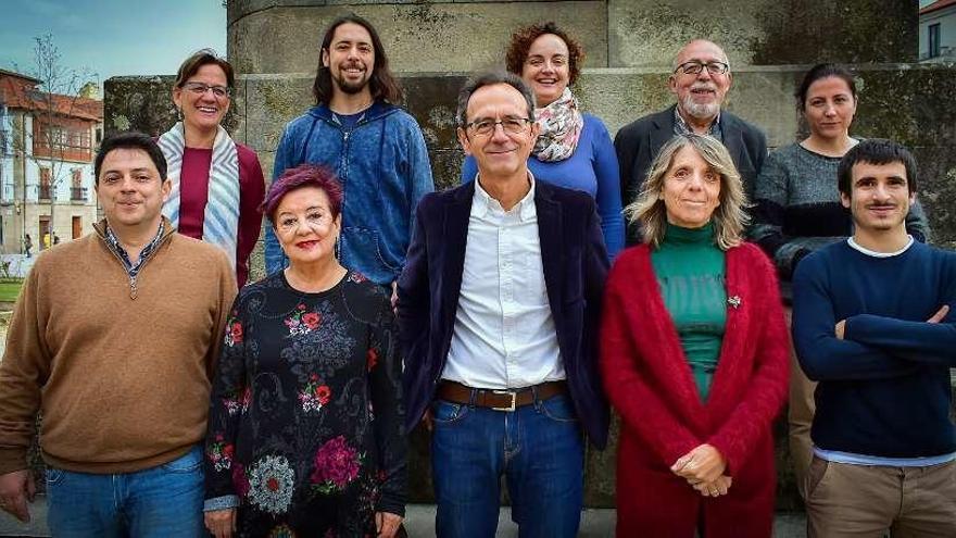 Equipo que encabeza la lista de Marea Pontevedra a las elecciones municipales. // Faro