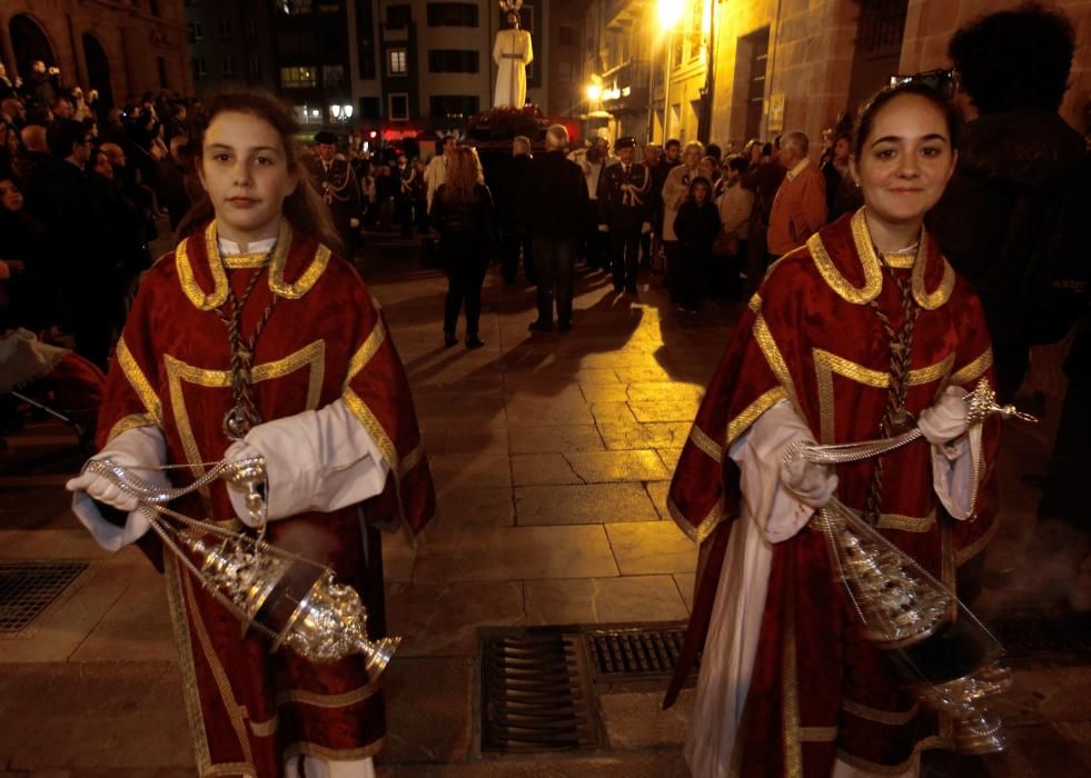 Procesión de la Hermandad de los Estudiantes de Oviedo