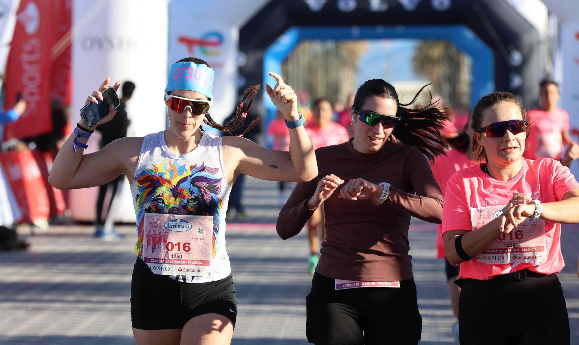 Carrera de la Mujer 2025: Las mejores imágenes del evento