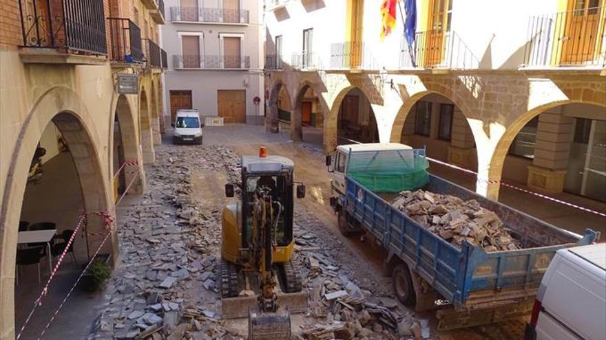 Mejoras en calles del centro de Alcorisa