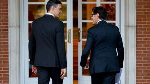 El presidente del Gobierno, Pedro Sánchez, y el president de la Generalitat, Salvador Illa, el pasado mes de noviembre en la Moncloa