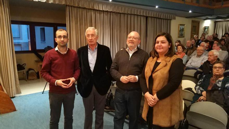 Conceyo abierto en Cangas del Narcea: El economista José Luis Marrón presenta su ensayo &quot;Cangas del Narcea. El mundo rural que viene&quot;