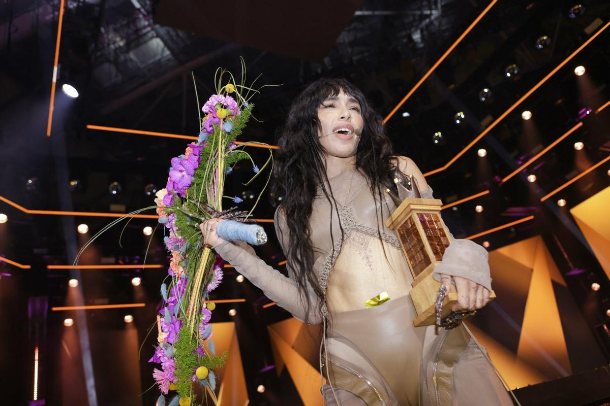 Loreen, con el 'Gran pájaro cantor', tras ganar el Melodifestivalen de 2023.