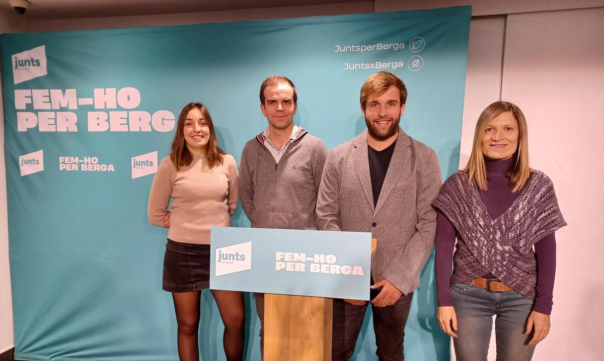 Els regidors de Junts a Berga: Clara Comellas, Ferran Aymerich, Ramon Caballé i Queralt Sales