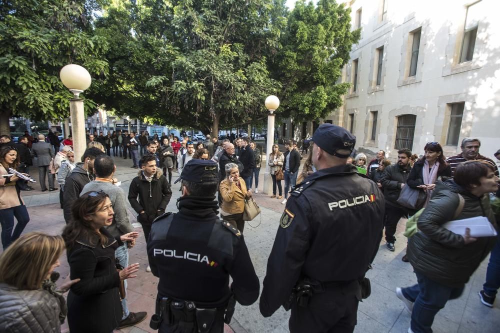 Un falso aviso de bomba obliga a desalojar los juzgados durante unas horas