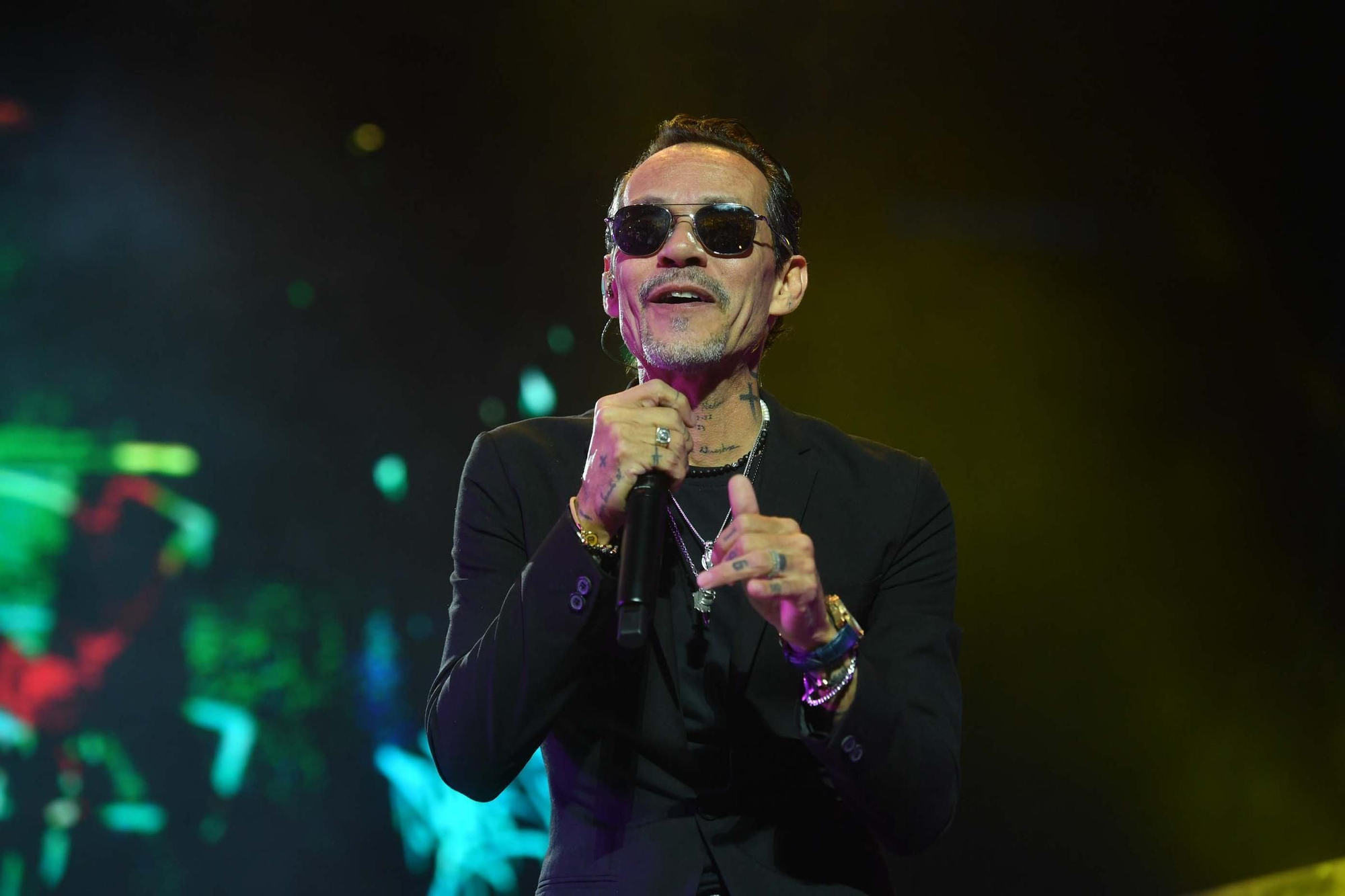 Marc Anthony pone a bailar a más de 12.000 personas en A Coruña