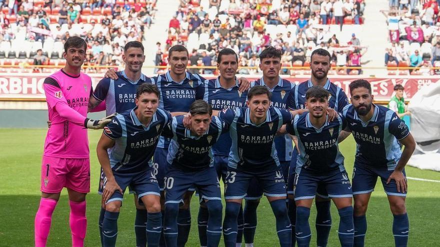 Iker Álvarez, pese al gol local, el mejor de un Córdoba CF al límite ante la Cultural Leonesa