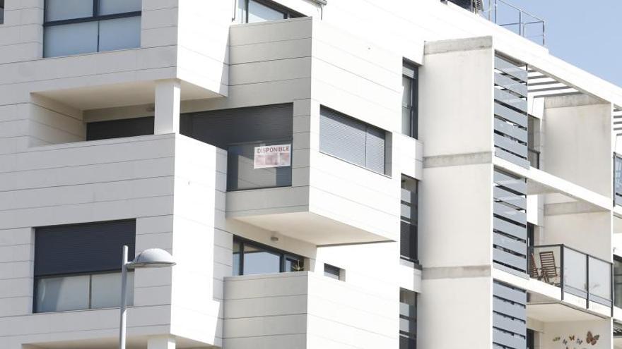 Los valencianos buscan pisos de 3 habitaciones y de hasta 260.000 euros y tienen más de 35 años