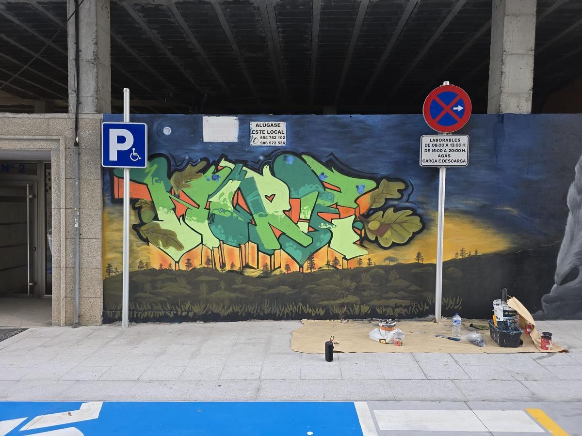 Mural homenaje a Félix Rodríguez de la Fuente en A Estrada.