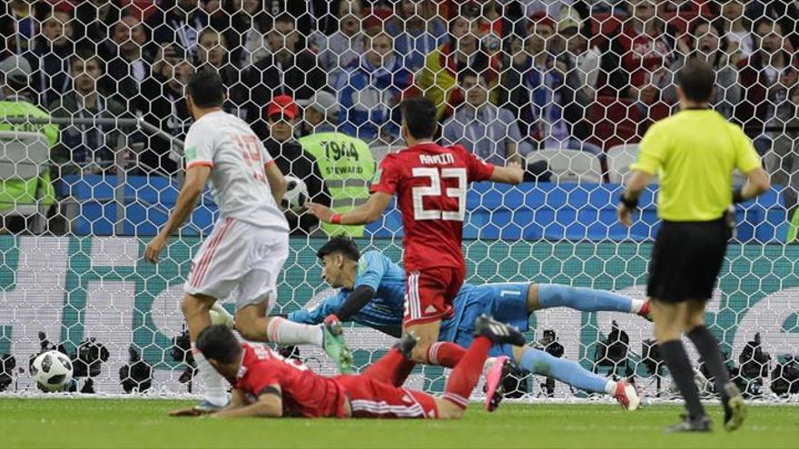 España sufre ante Irán, pero consigue la victoria de rebote