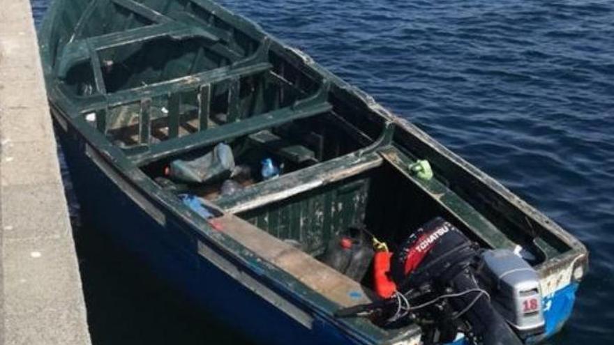 Interceptan una patera en Lanzarote con 29 inmigrantes a bordo