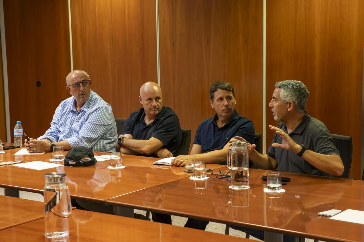 Primera mesa técnica en Ibiza para mejorar la movilidad vinculada a los hoteles