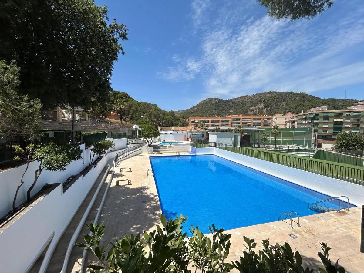 Piscina municipal de Serra.