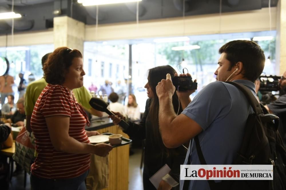 Starbucks abre sus puertas en la Gran Vía de Murci