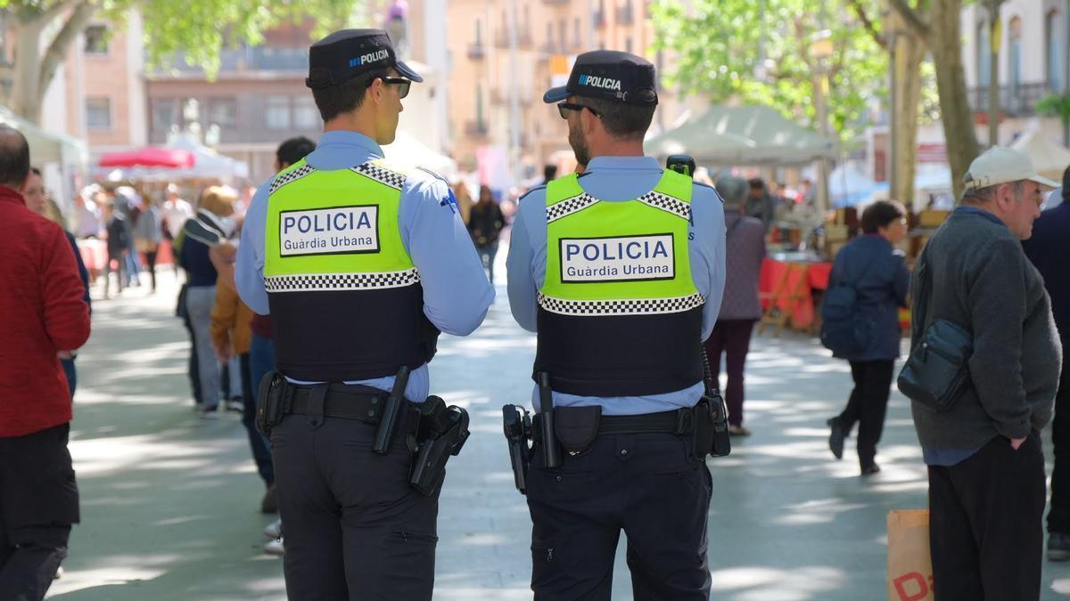 Una patrulla de la Guàrdia Urbana de Figueres