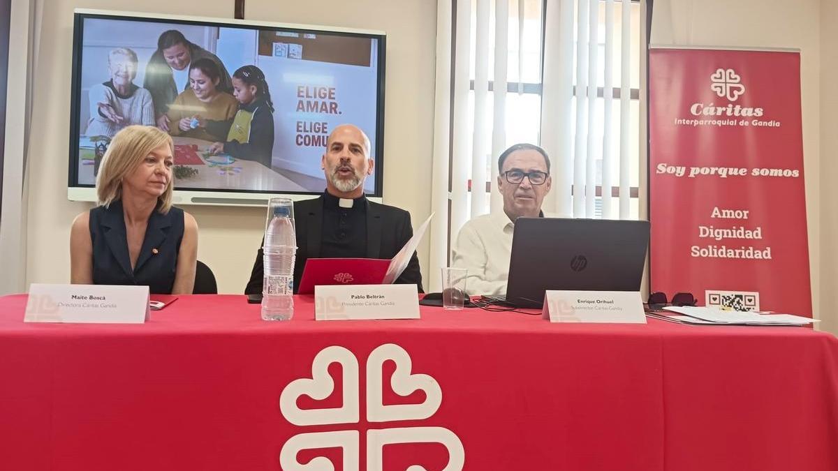 De izquierda a derecha Boscà, Beltrán y Orihuel, en la rueda de prensa.