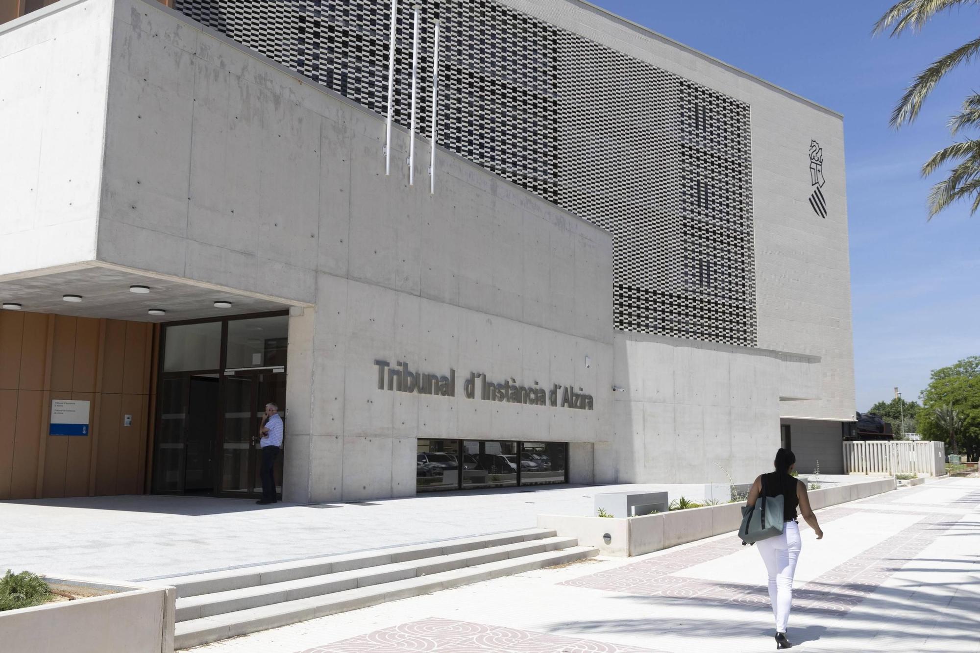El presupuesto aún asigna una inversión de casi 2 millones al Palacio de Justicia de Alzira, que abrirá sus puertas en cuestión de semanas.